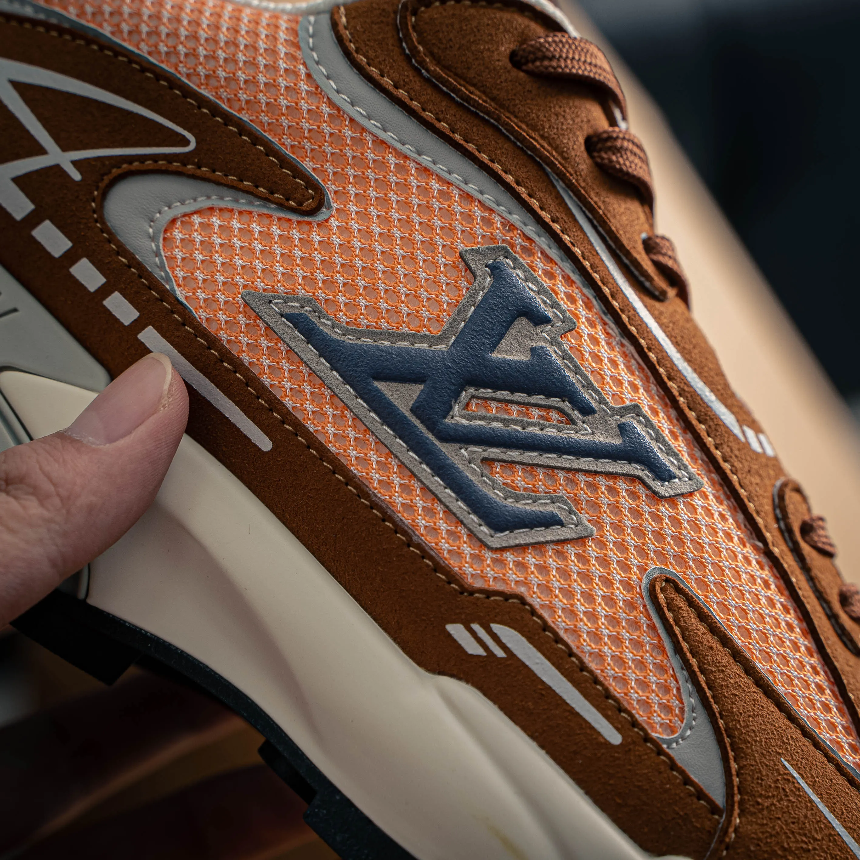 # Lv Tatic Runner Tatic Runner Series Platform Sole Chunky Sneakers， Retro Shoes ， 。Shoes ， "VUITTON